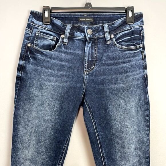 Silver Jeans.  The Elyse Skinny Jean. Size 27. - Picture 2 of 16